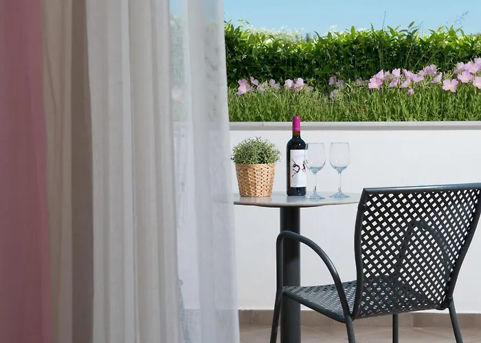 Hotel Louloudis Boutique (adults Only)