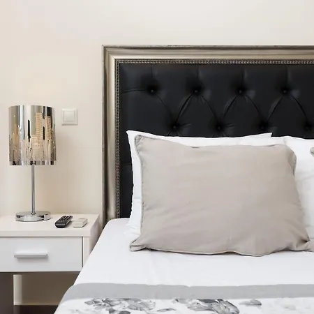 Louloudis Boutique (adults Only) 3*