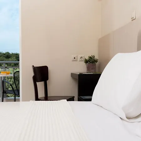 Hotell Louloudis Boutique (adults Only) 3*