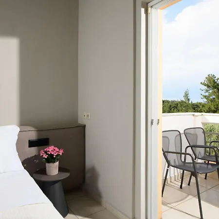 Louloudis Boutique (adults Only) Hotell 3*