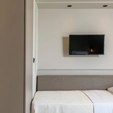 Louloudis Boutique (adults Only) Hotell