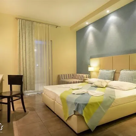 Hotel Louloudis Boutique (adults Only) 3*